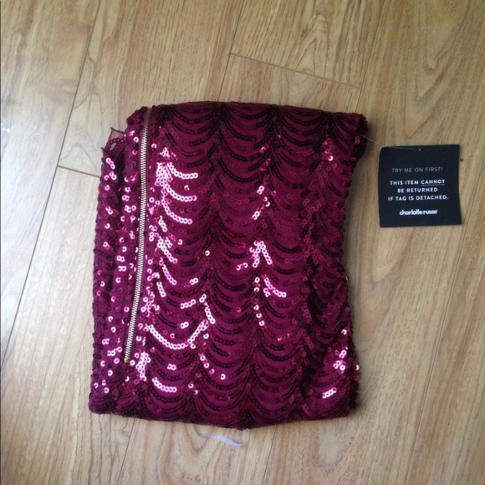 NWT SEXY Scalloped Sequins Burgundy Bodycon Dress - Picture 5 of 6